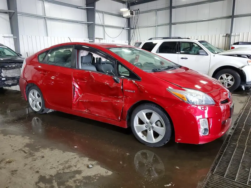 2011 TOYOTA PRIUS FIVE  