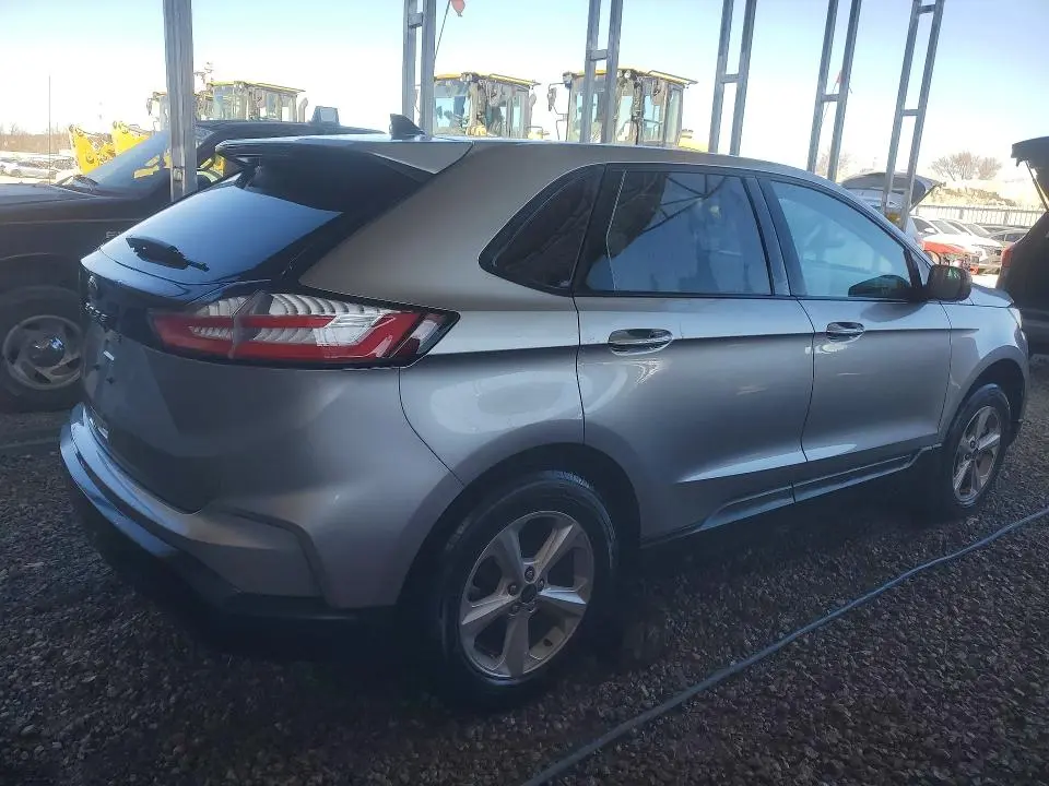 2021 FORD EDGE SE  