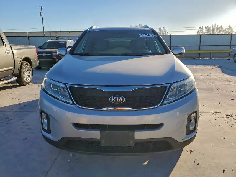 2014 KIA SORENTO LX  