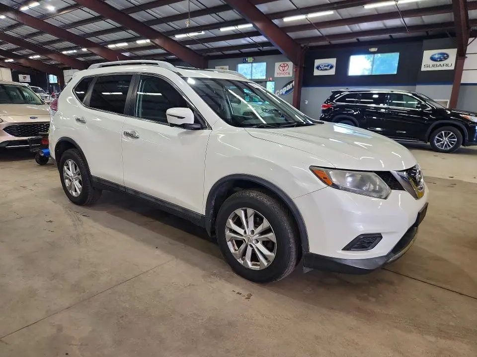 2016 NISSAN ROGUE SV  