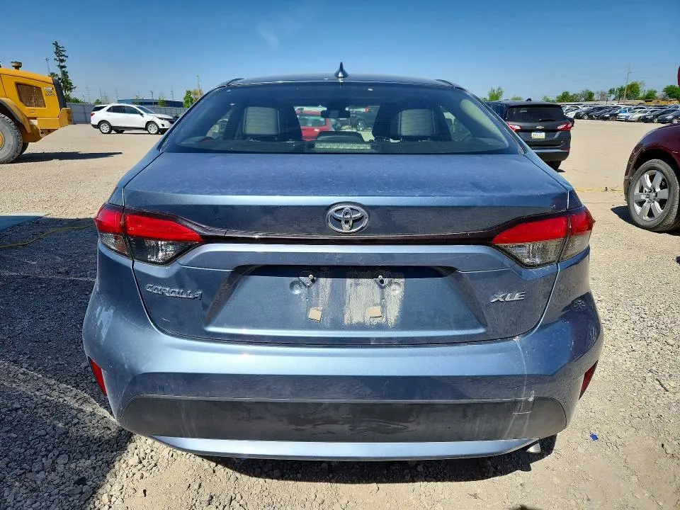 2020 TOYOTA COROLLA XLE  