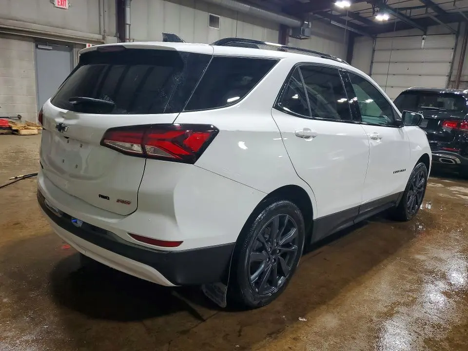 2022 CHEVROLET EQUINOX RS  