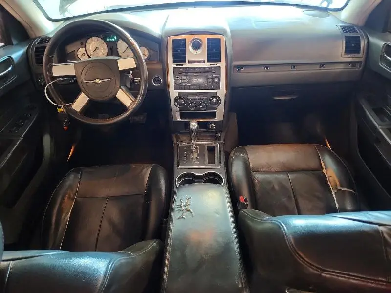 2010 CHRYSLER 300 TOURING  