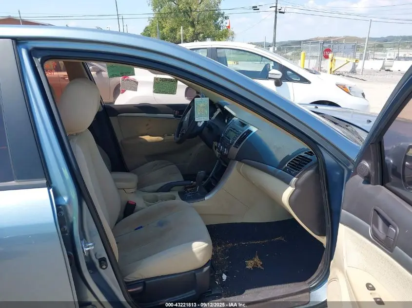 2010 HYUNDAI SONATA GLS