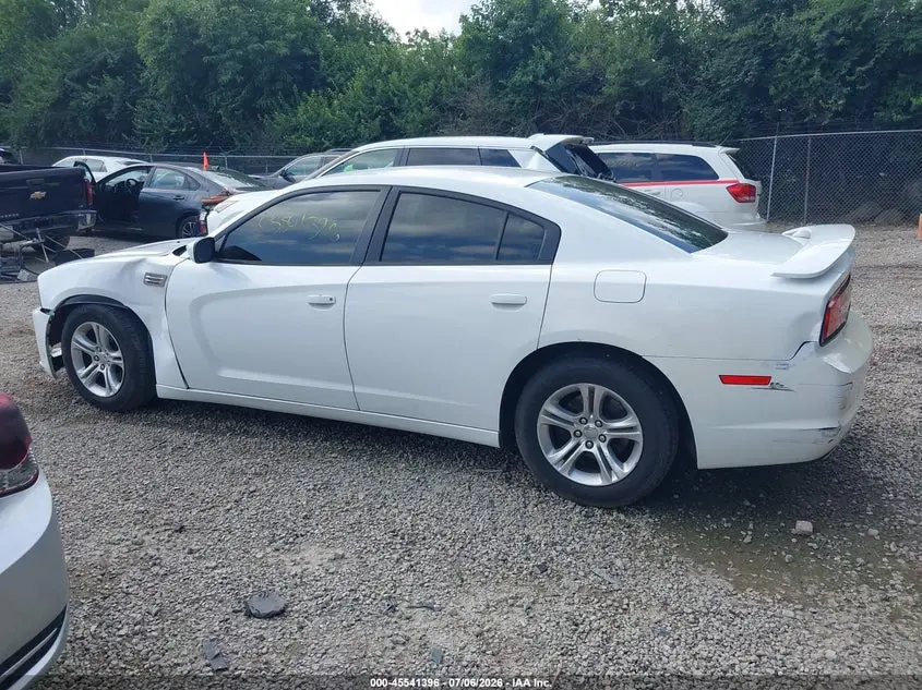 2013 DODGE CHARGER SE