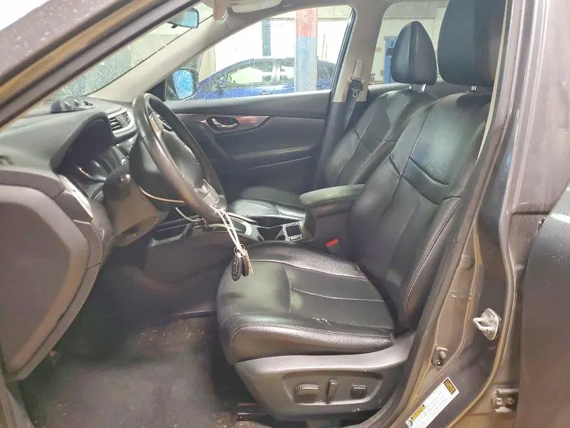 2016 NISSAN ROGUE SL  