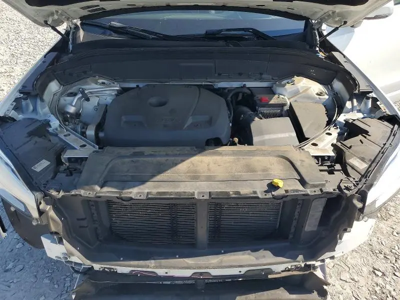 2019 VOLVO XC90 T5 MOMENTUM  