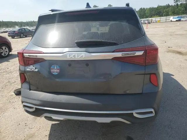 2022 KIA SELTOS S  