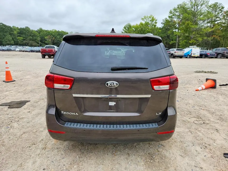 2016 KIA SEDONA LX  