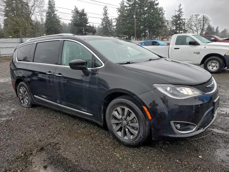 2019 CHRYSLER PACIFICA TOURING L PLUS  