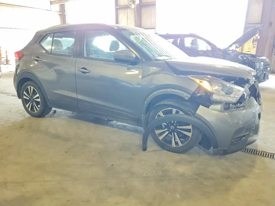 2019 NISSAN KICKS SV  