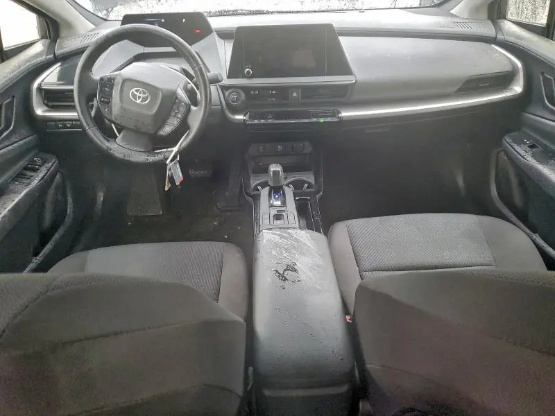 2024 TOYOTA PRIUS LE  