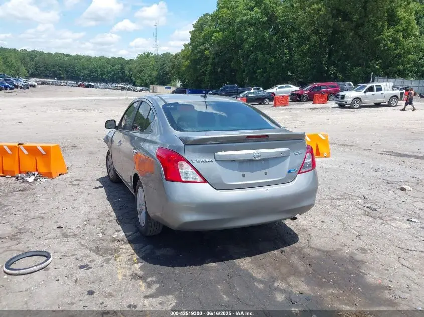 2013 NISSAN VERSA 1.6 SL