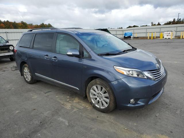 2017 TOYOTA SIENNA XLE