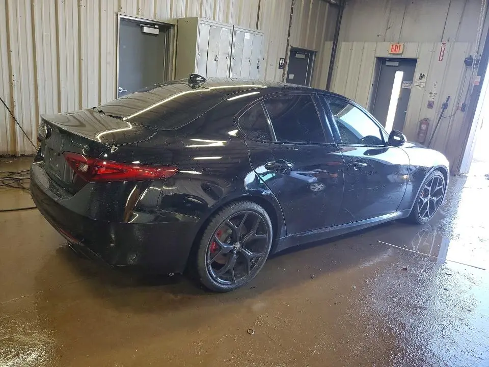 2020 ALFA ROMEO GIULIA   