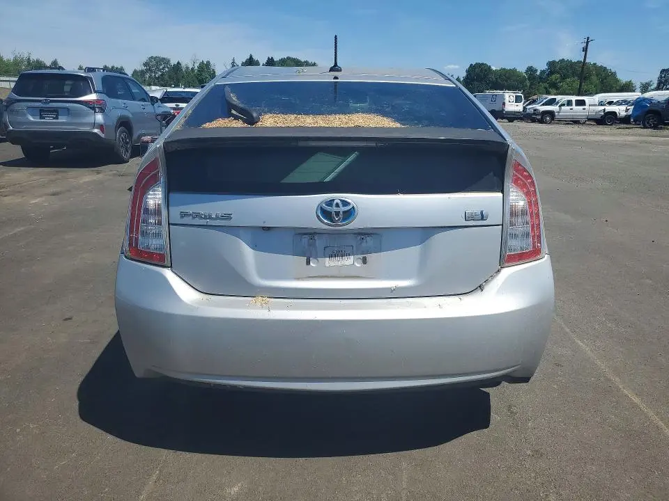 2013 TOYOTA PRIUS THREE  