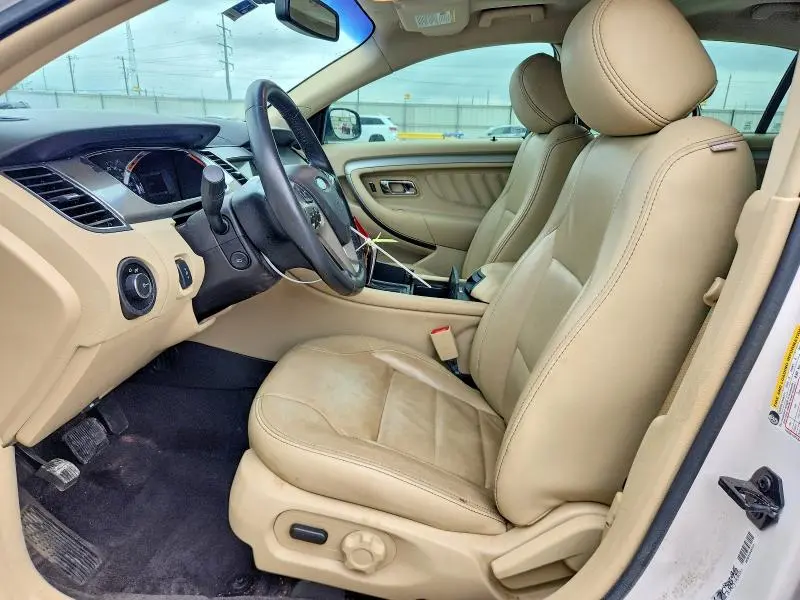 2017 FORD TAURUS SEL  
