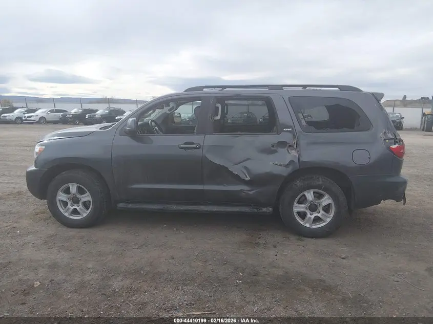 2015 TOYOTA SEQUOIA SR5 5.7L V8