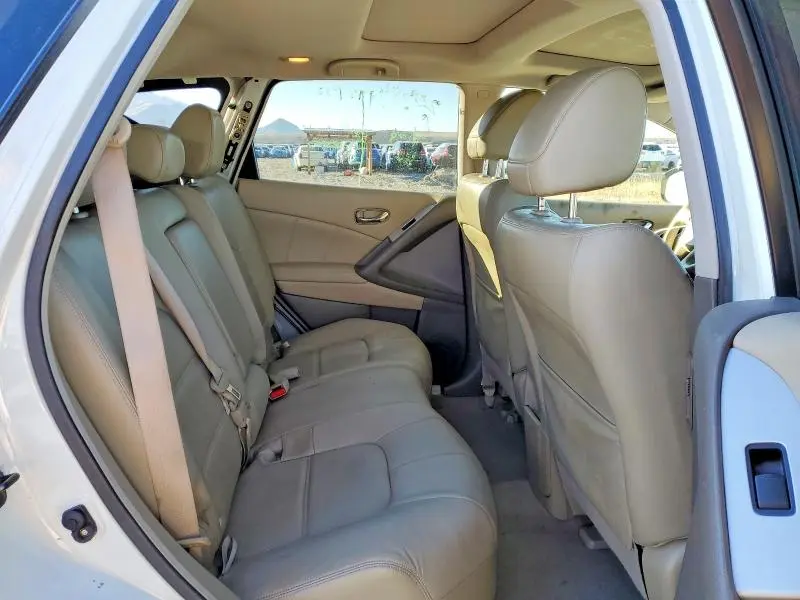 2013 NISSAN MURANO S  