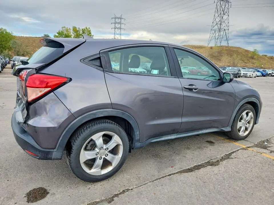 2016 HONDA HR-V LX  