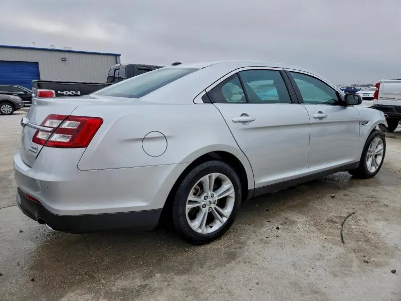 2018 FORD TAURUS SEL  