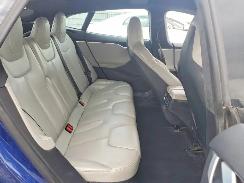 2015 TESLA MODEL S 85D  
