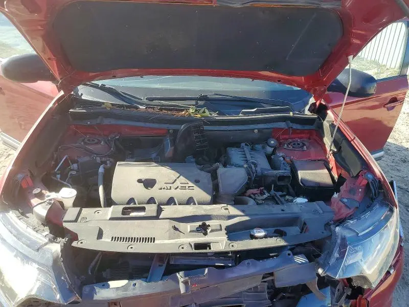 2018 MITSUBISHI OUTLANDER ES  