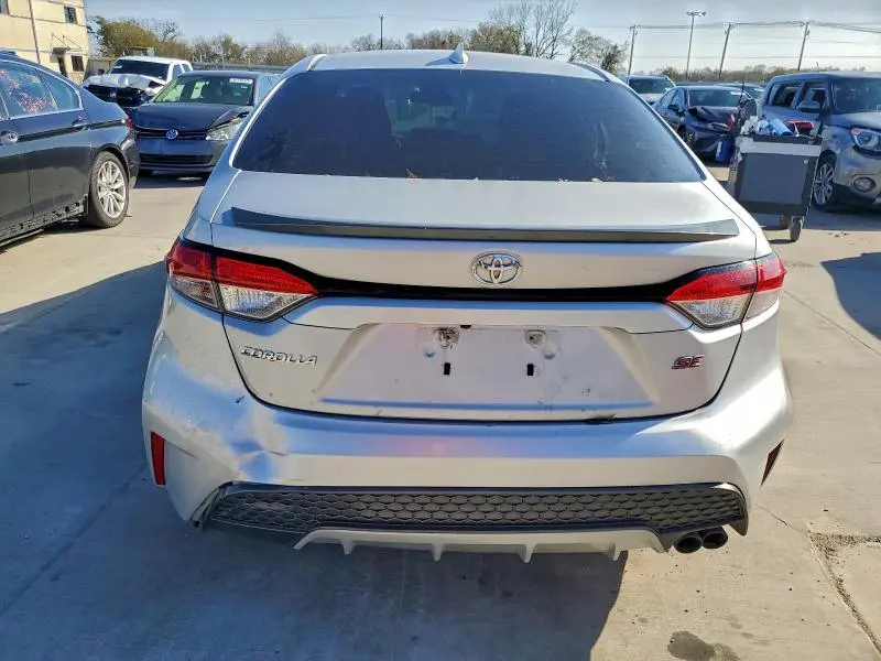 2020 TOYOTA COROLLA SE  