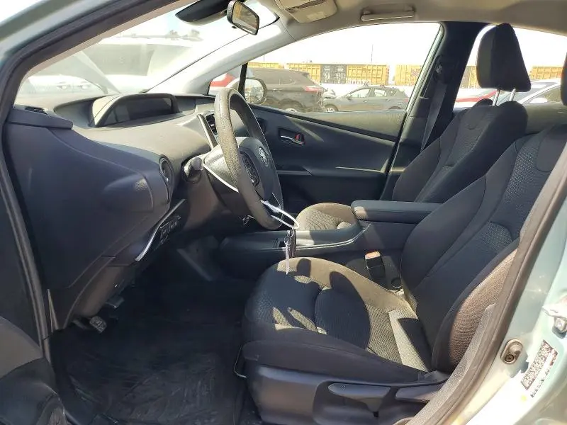 2020 TOYOTA PRIUS LE AWD-E  