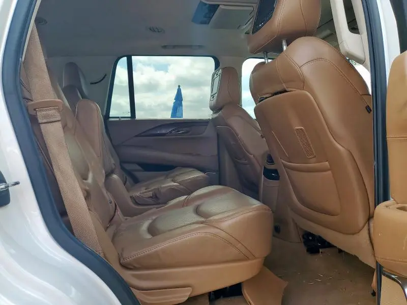 2016 CADILLAC ESCALADE PLATINUM  