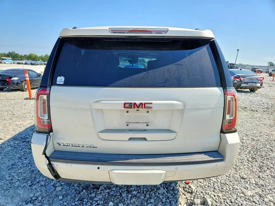 2015 GMC YUKON XL C1500 SLT  