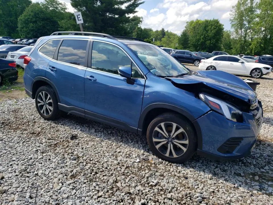2024 SUBARU FORESTER LIMITED  