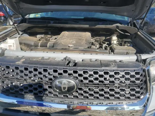 2018 TOYOTA TUNDRA CREWMAX SR5  