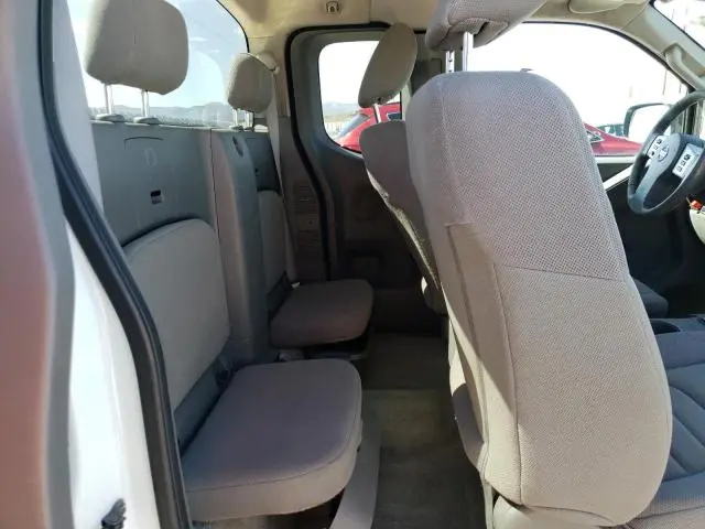2016 NISSAN FRONTIER S  