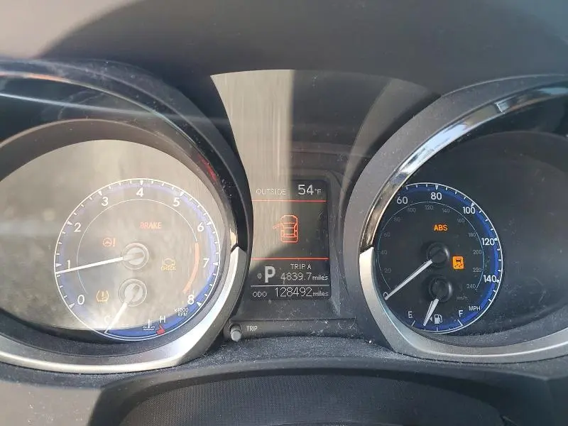 2014 TOYOTA COROLLA L  