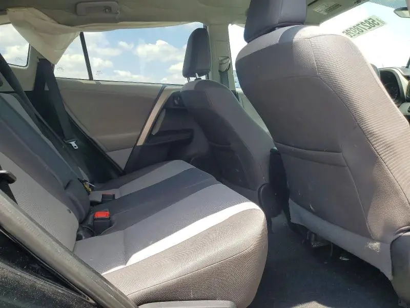 2013 TOYOTA RAV4 LE  