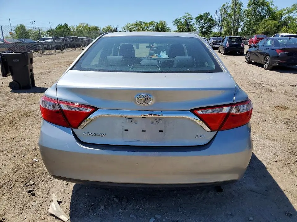 2017 TOYOTA CAMRY LE  