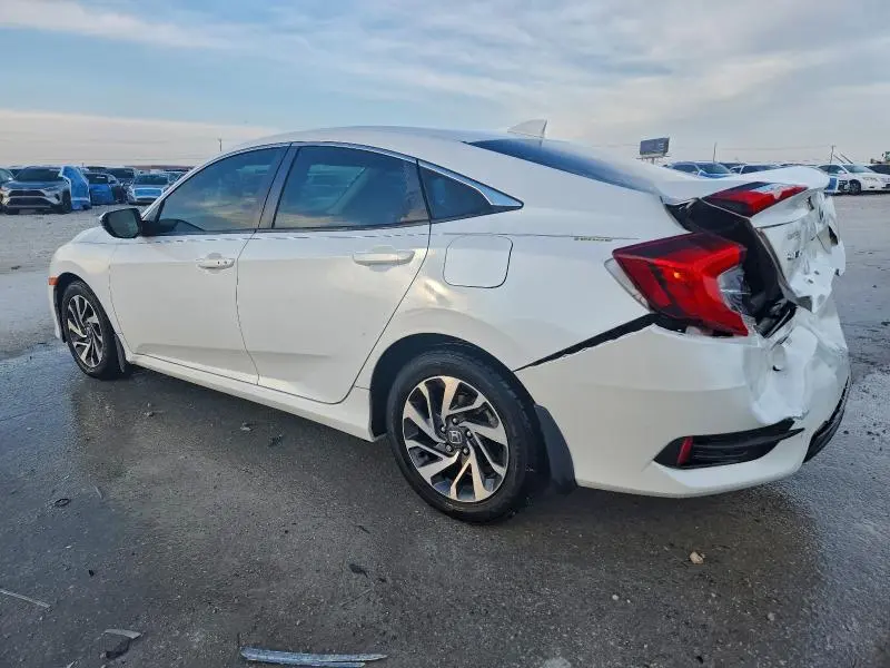 2018 HONDA CIVIC EX  