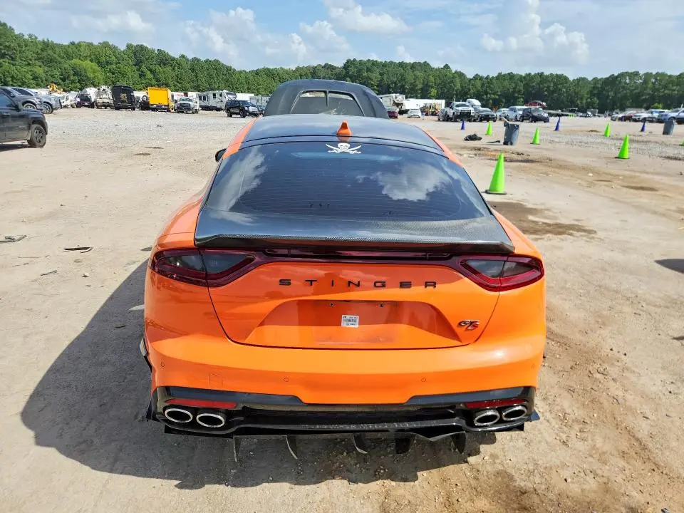 2019 KIA STINGER GT  