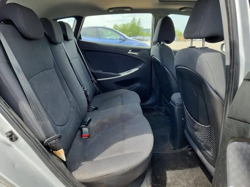 2014 HYUNDAI ACCENT SE  