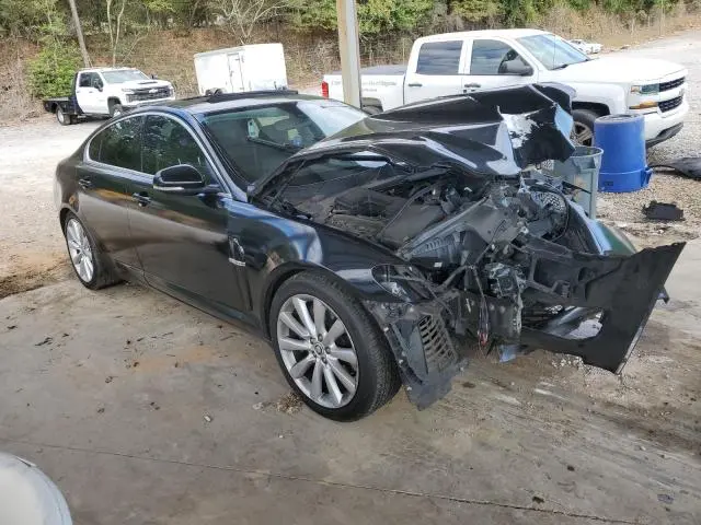 2011 JAGUAR XF   