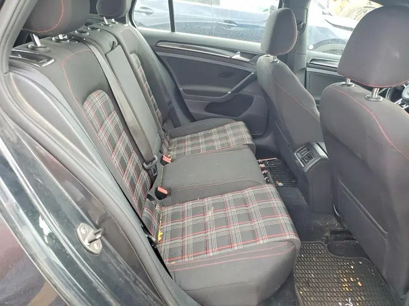 2015 VOLKSWAGEN GTI   