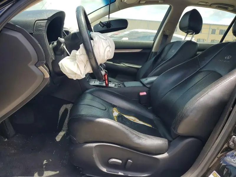 2010 INFINITI G37   