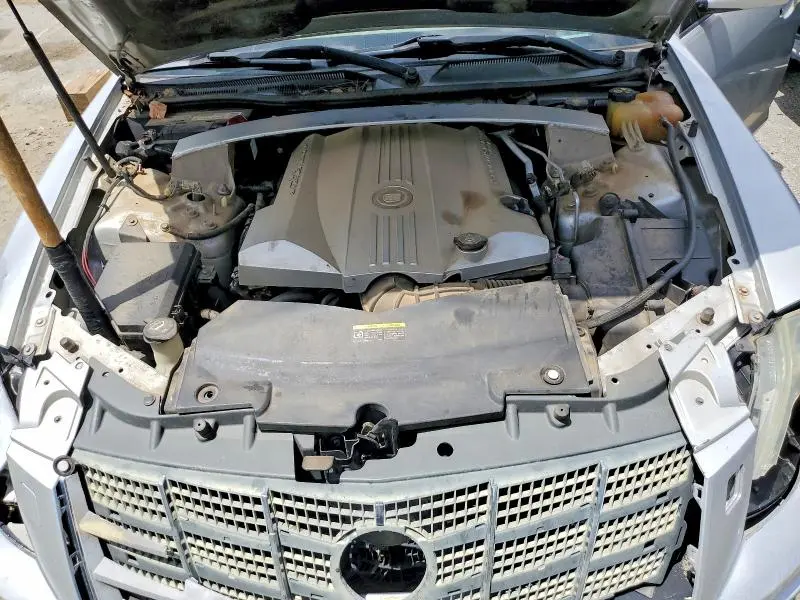 2010 CADILLAC STS   