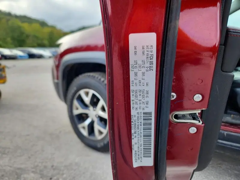 2019 JEEP CHEROKEE TRAILHAWK  