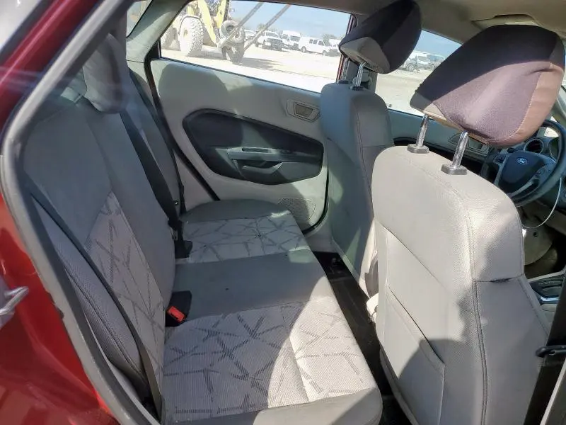 2013 FORD FIESTA SE  