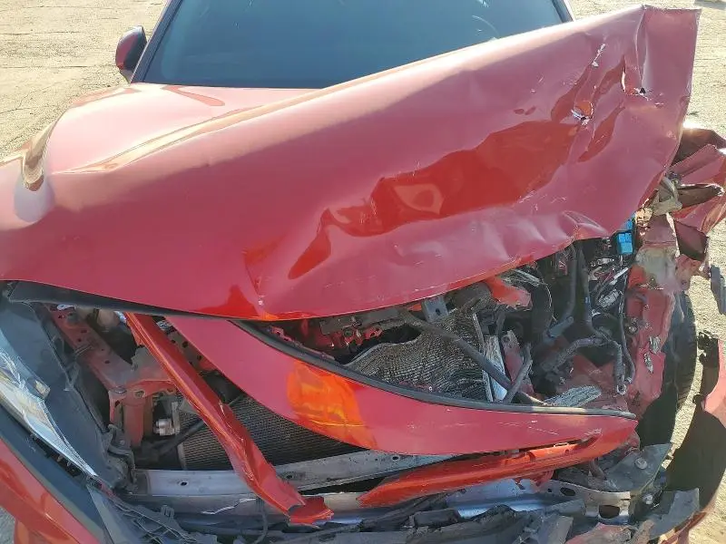 2019 TOYOTA CAMRY SE  