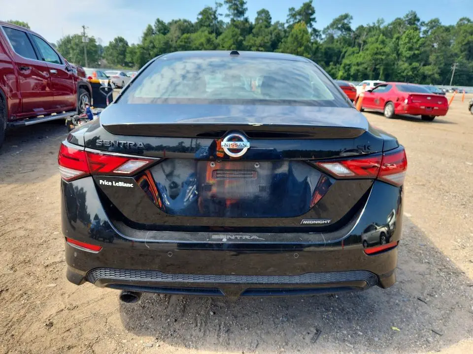 2023 NISSAN SENTRA SR  