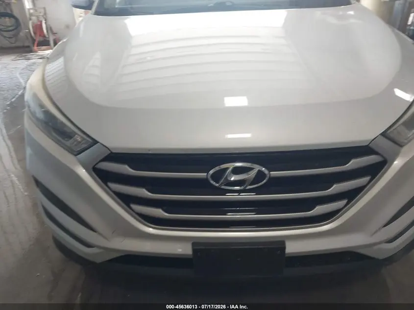 2018 HYUNDAI TUCSON SE