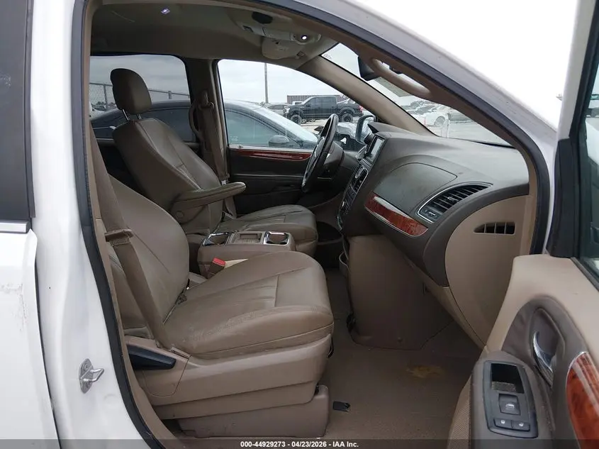 2015 CHRYSLER TOWN & COUNTRY TOURING